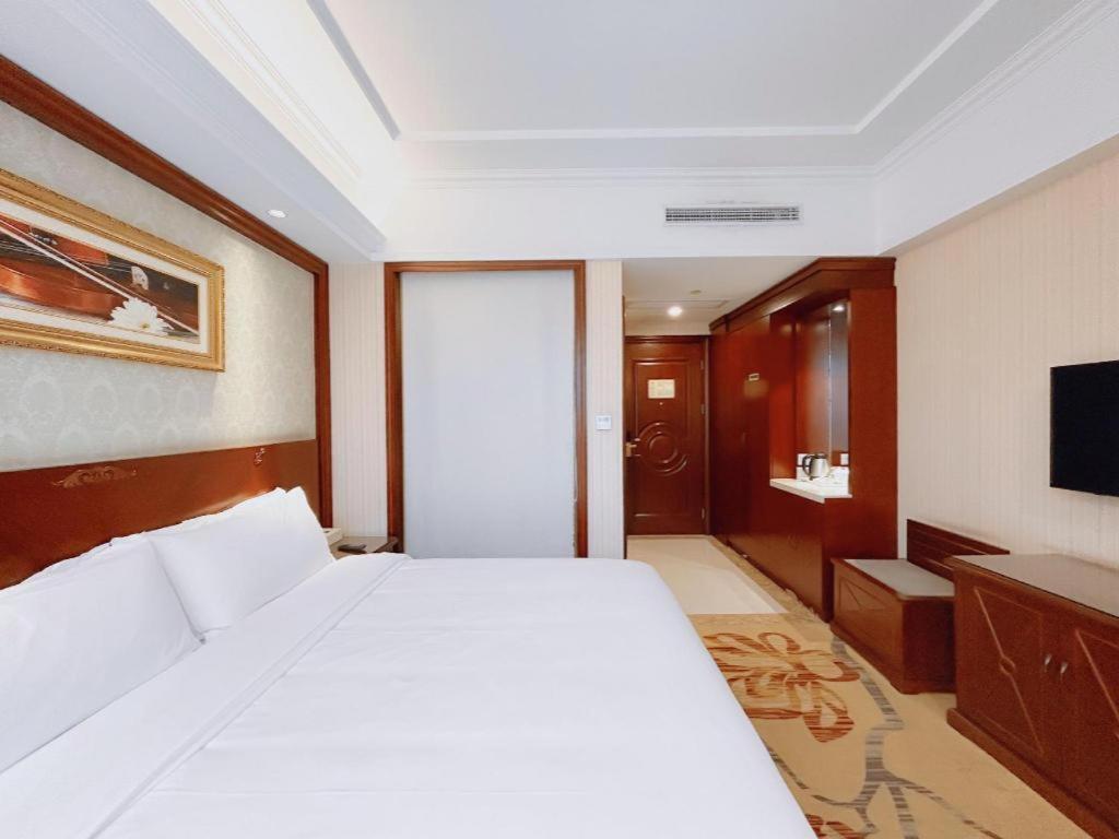 Vienna Sh Wildlife Park Station Hotel