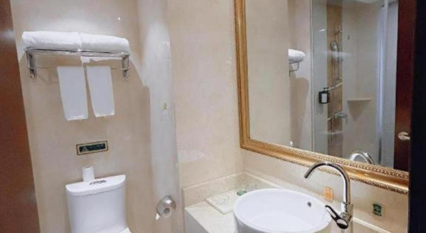 Hotel Vienna Sh Wildlife Park Station 4*